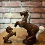 Koník a kůň | Mléčná čokoláda